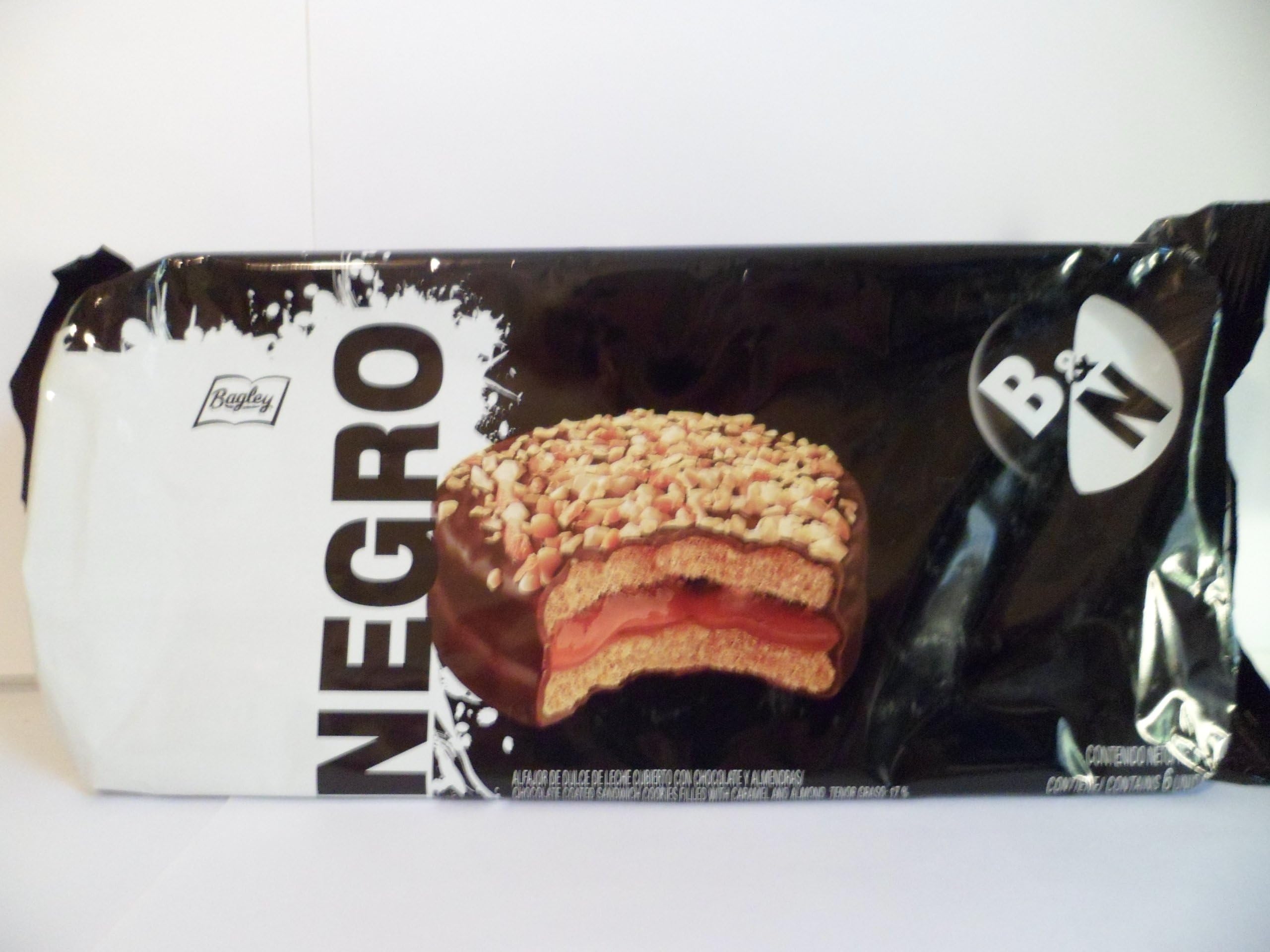Alfajor Bagley Negro -De Dulce De Leche Cubierto Con Chocalete Almendras,pack of 2