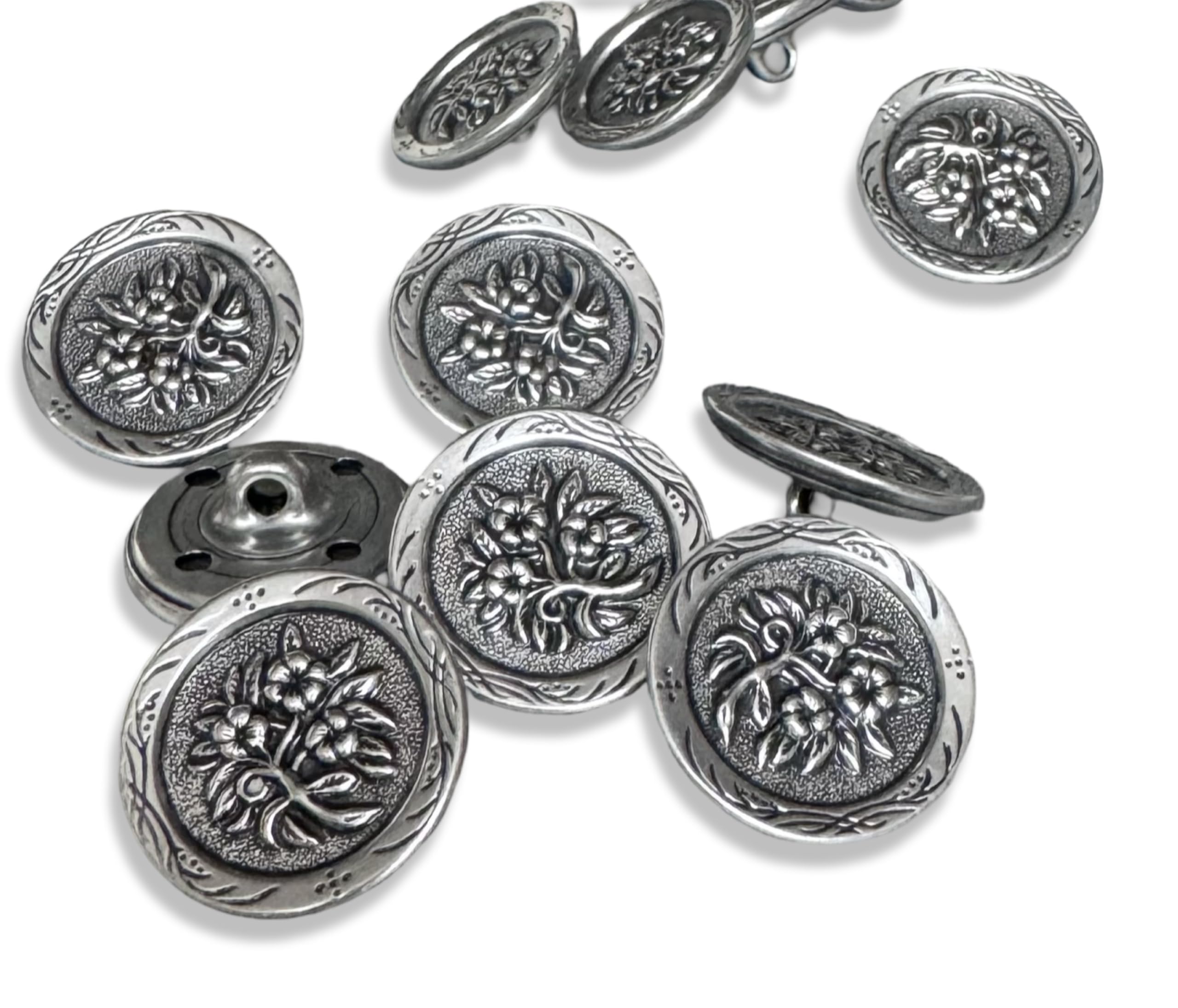 Traditional Buttons Antique Silver Coloured Flower Flat Metal Buttons with Eyelet 18 mm or 20 mm (20 mm) Pack of 10
