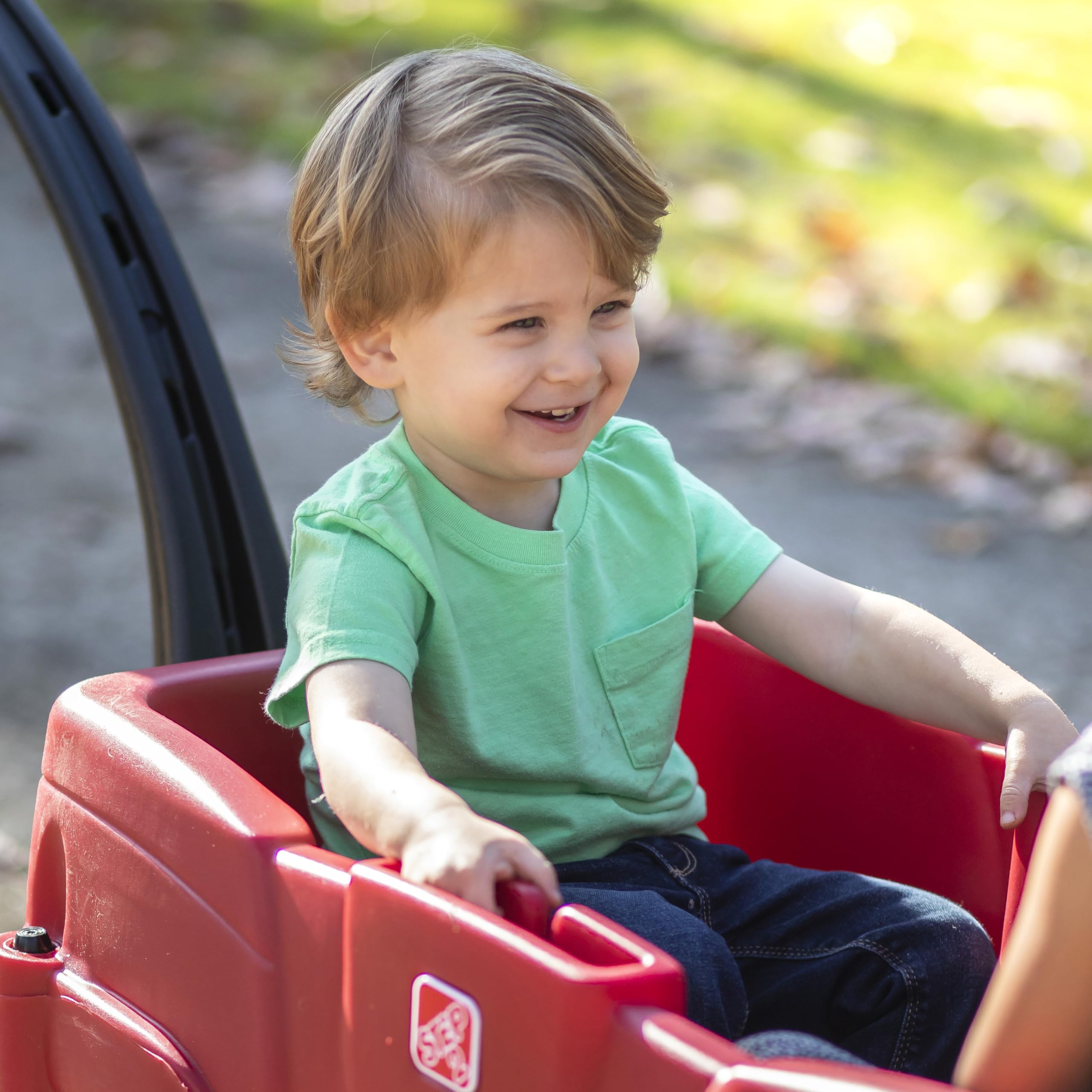 Step2 Neighborhood Wagon, Kids Ride On Toy, Stroller Substitute, Includes Seat Belts, Made of Durable Plastic, Max Weight 75 lbs., For Toddlers 1.5-5 Years Old, Red