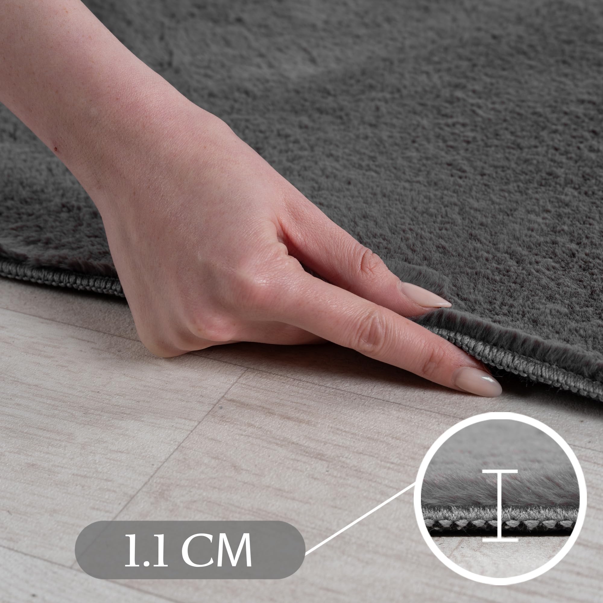 SIMPEX Teppich Wohnzimmer Creme 240x340 cm Kurzflor Teppich Waschbar, weich & rutschfest, modern einfarbiges Design für Wohnzimmer, Küche Schlafzimmer, & Kinderzimmer 4