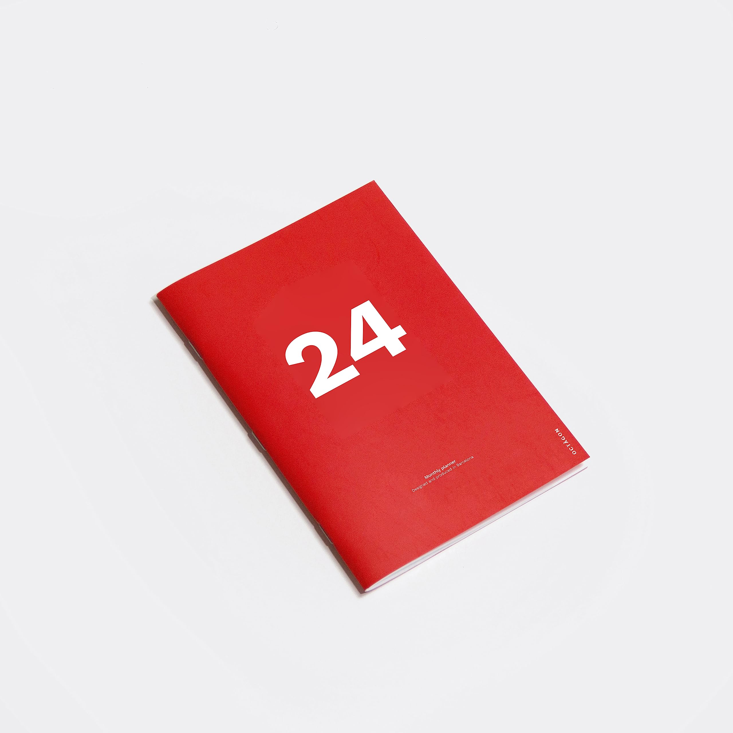 OD OCTÀGONDESIGN 2024 Small Monthly Planner | Similar size A5 | Red