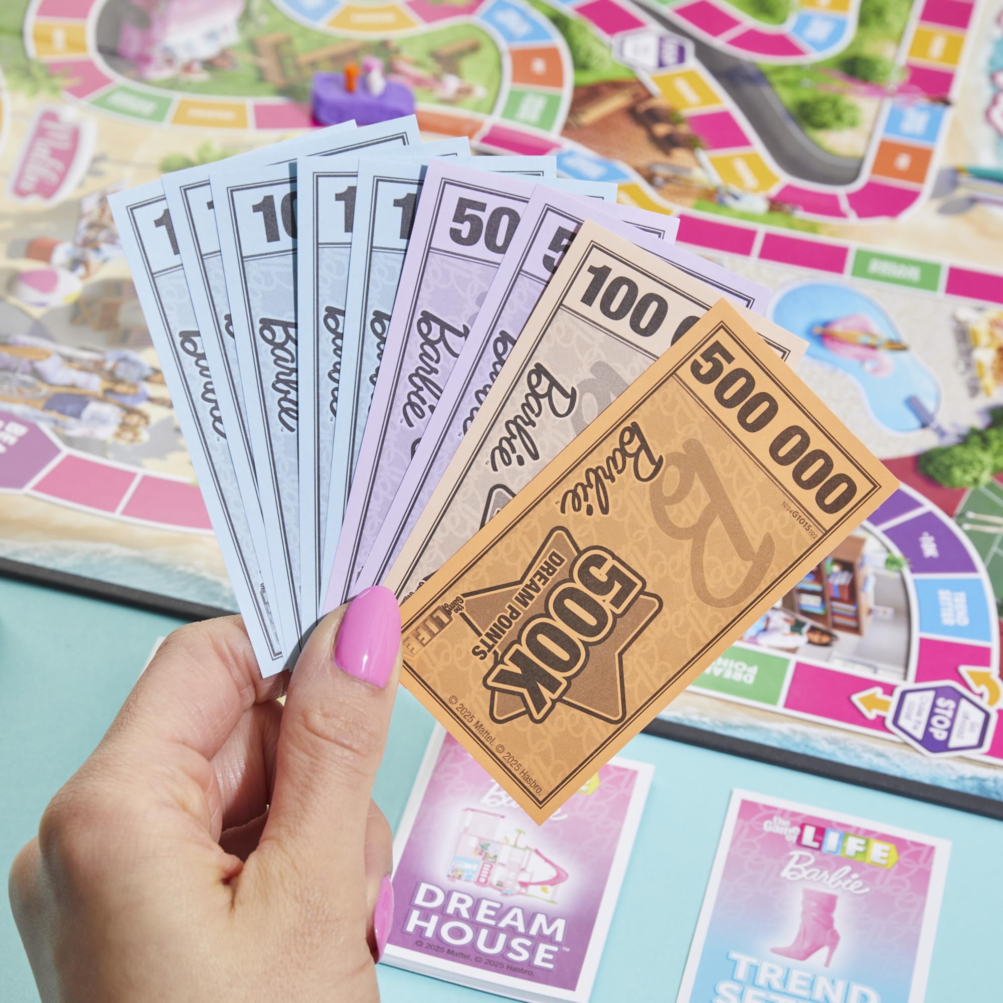 Hasbro Games The Game of Life: Barbie Edition Board Game | Ages 8+ | 2 to 4 Players | Fun Family Games for Kids and Adults | Kids Gifts (Amazon Exclusive)