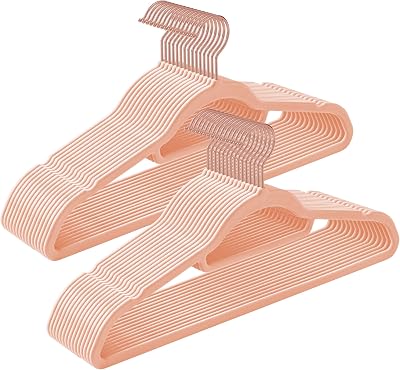 SONGMICS Velvet Hangers Set of 30 with Rose Gold Hooks 0.6 cm Thick