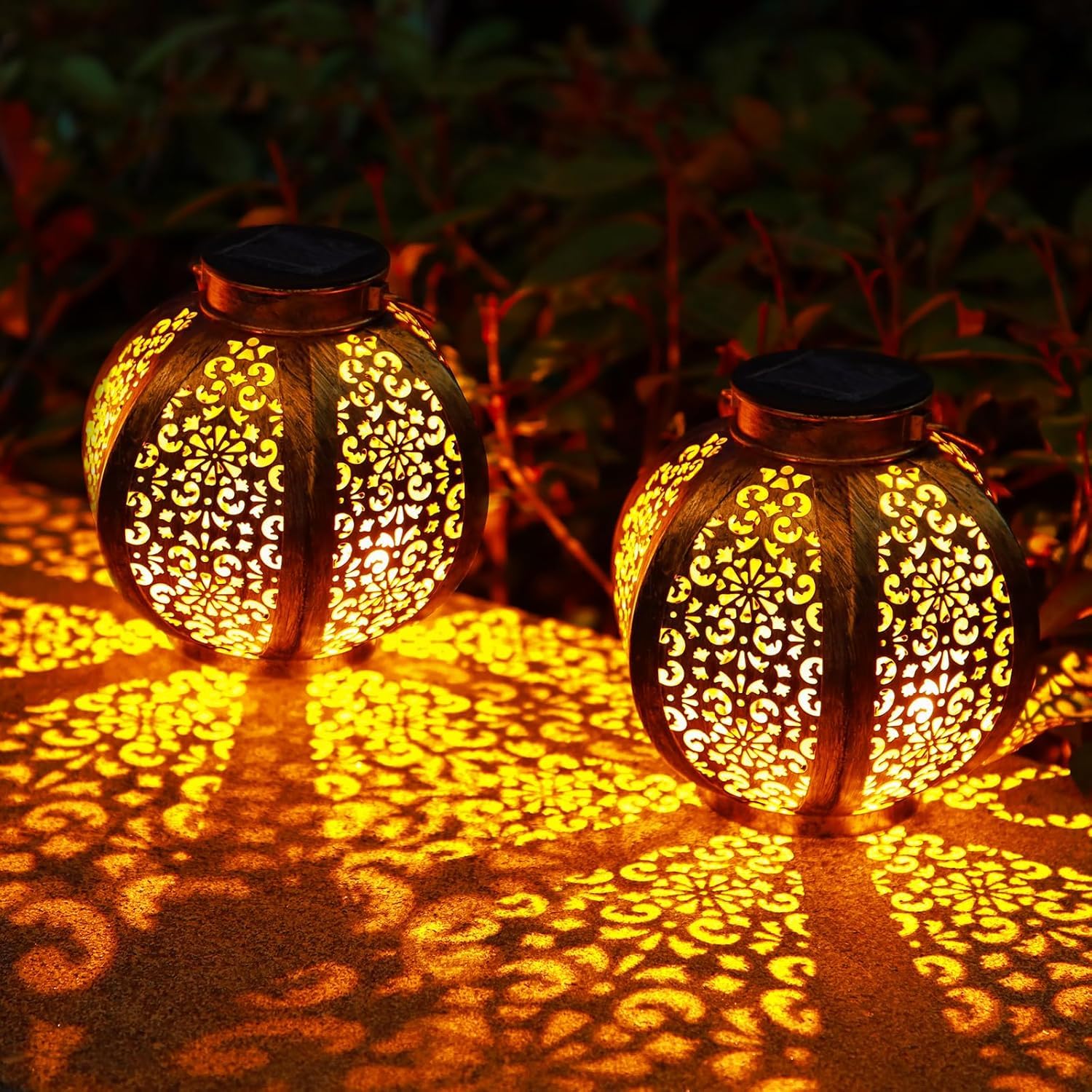 Solar Lantern, OxyLED Solar Lanterns for Outside 2 Pack Lamps Hanging Lantern IP44 Waterproof LED Solar Decorative Landscape Lighting for Patio Backyard Pathway (Warmwhite)