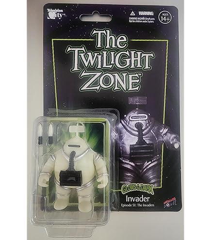 Amazon.com: Twilight Zone Gremlin 3-3/4 inch Glow-in-The-Dark