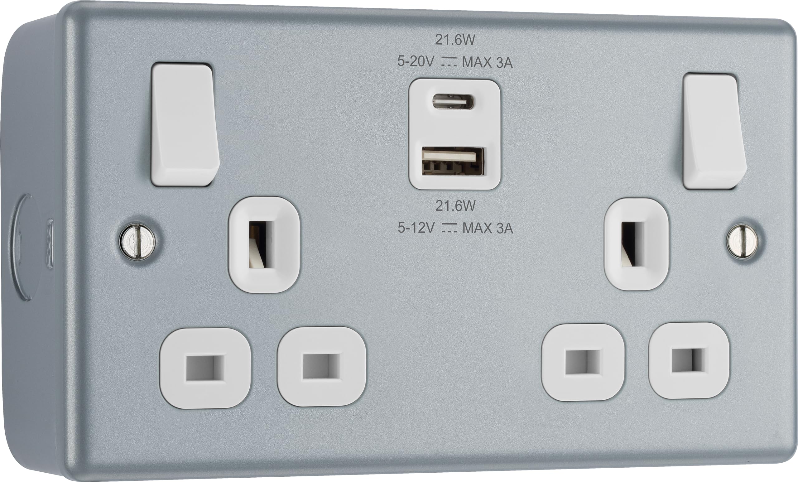 BG Electrical 22W Double Switched Wall Plug Socket with Fast Charge Type A and C USB Charging Ports, Metal Clad, White Inserts, 13A, MC522UAC22