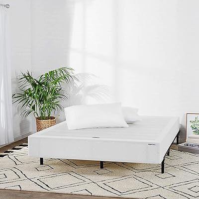 AmazonBasics 5-Inch Mattress Foundation for Twin Size Bed, Tool-Free