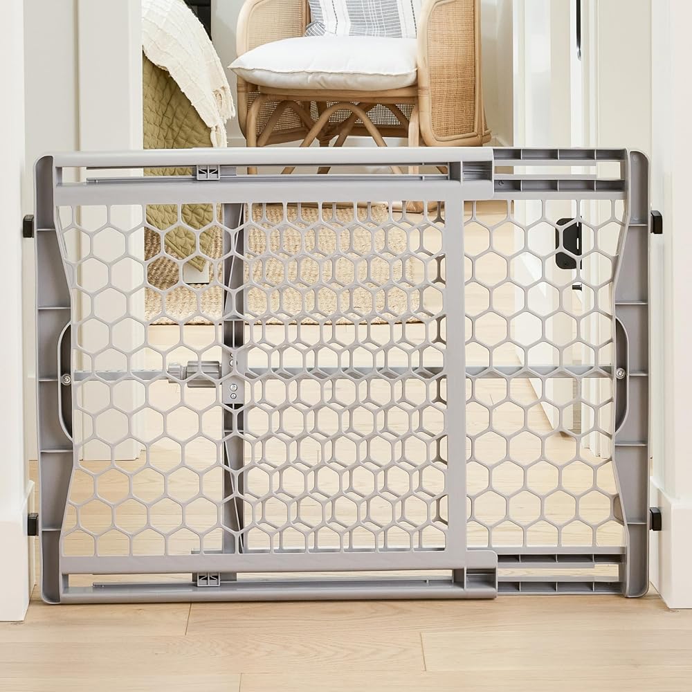 Regalo Safety 28"-42" Extra Wide Baby Gate, Bottom of Stairs & Doorways | Pressure Mounted & Adjustable, For Babies, Toddlers