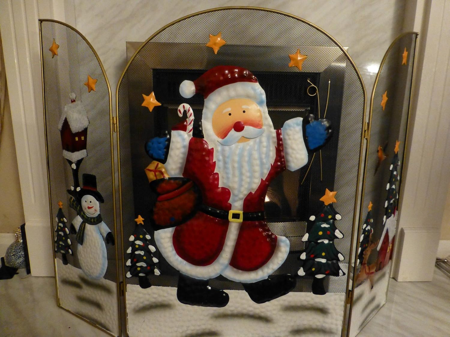 UK-Gardens Christmas Fireguard - Large 64cm Santa Christmas Metal Fire