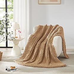 L'AGRATY Chunky Knit Blanket