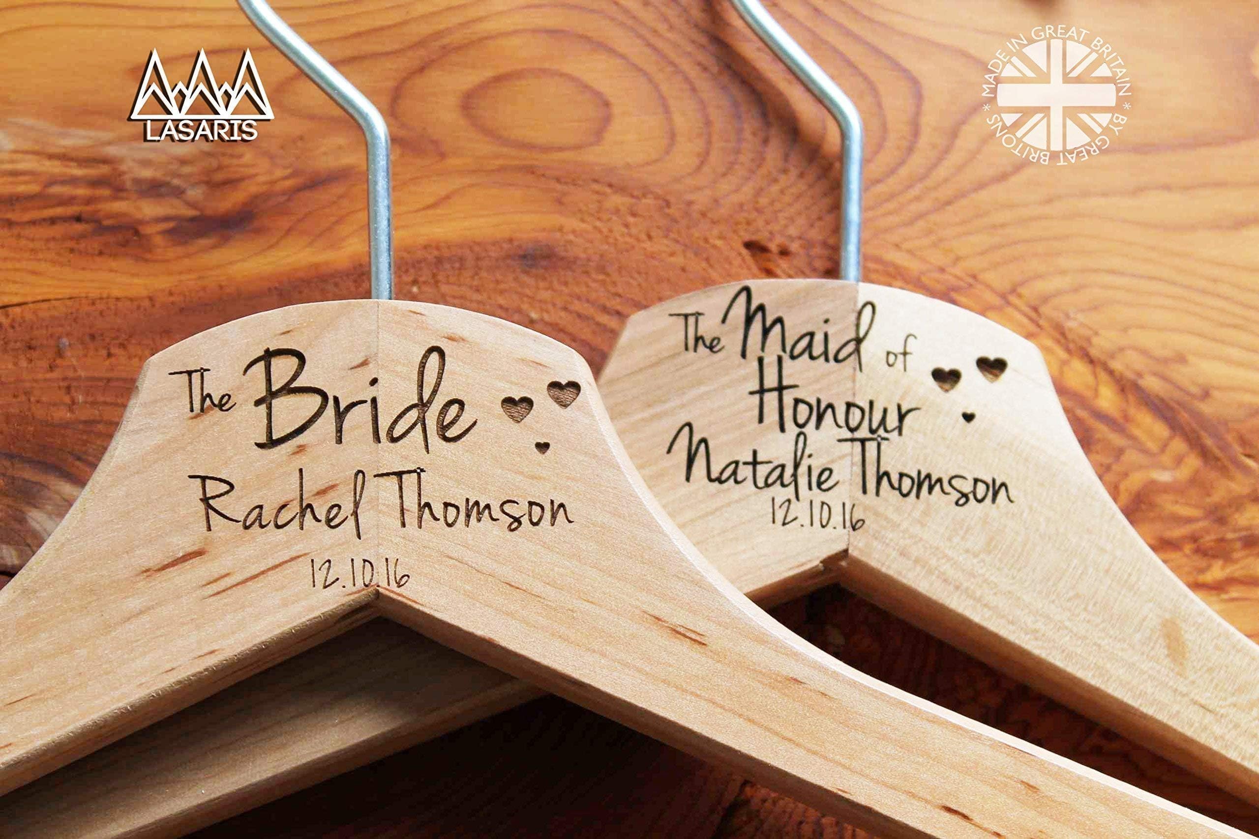 10 Personalised Hearts Bridal Wedding Hanger in Wood - Hanger Engraved Wedding Gift Bride, Bridesmaids and more.