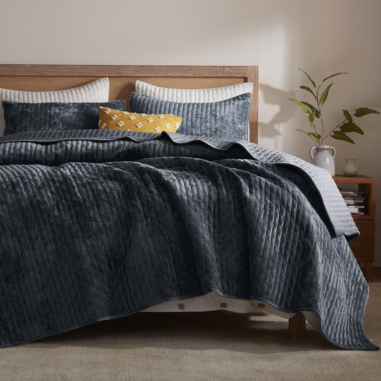 Photo 1 of LEAONME Velvet Quilt California King Size 118''x106'', Lightweight Navy Blue Velvet Comforter Set with 2 Matching Shams, Soft Cross Stitch Bedspread Coverlet, Oversized King Bedding Set for All Season
