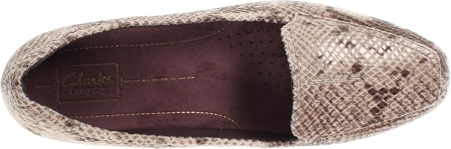 clarks timeless loafer