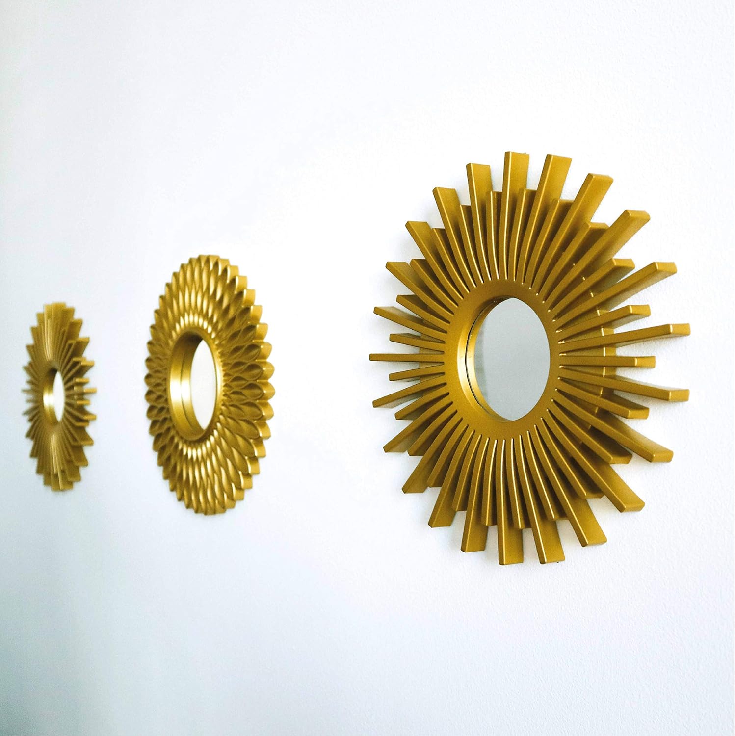 Gold Mirrors for Wall Pack of 3 - BONNYCO | Wall Mirrors for Room Decor & Home Decor | Gold Round Mirrors for Wall Decor | Circle Mirrors Modern Wall Decor Gifts for Women & Moms | Decorative Mirrors: Kitchen & Dining