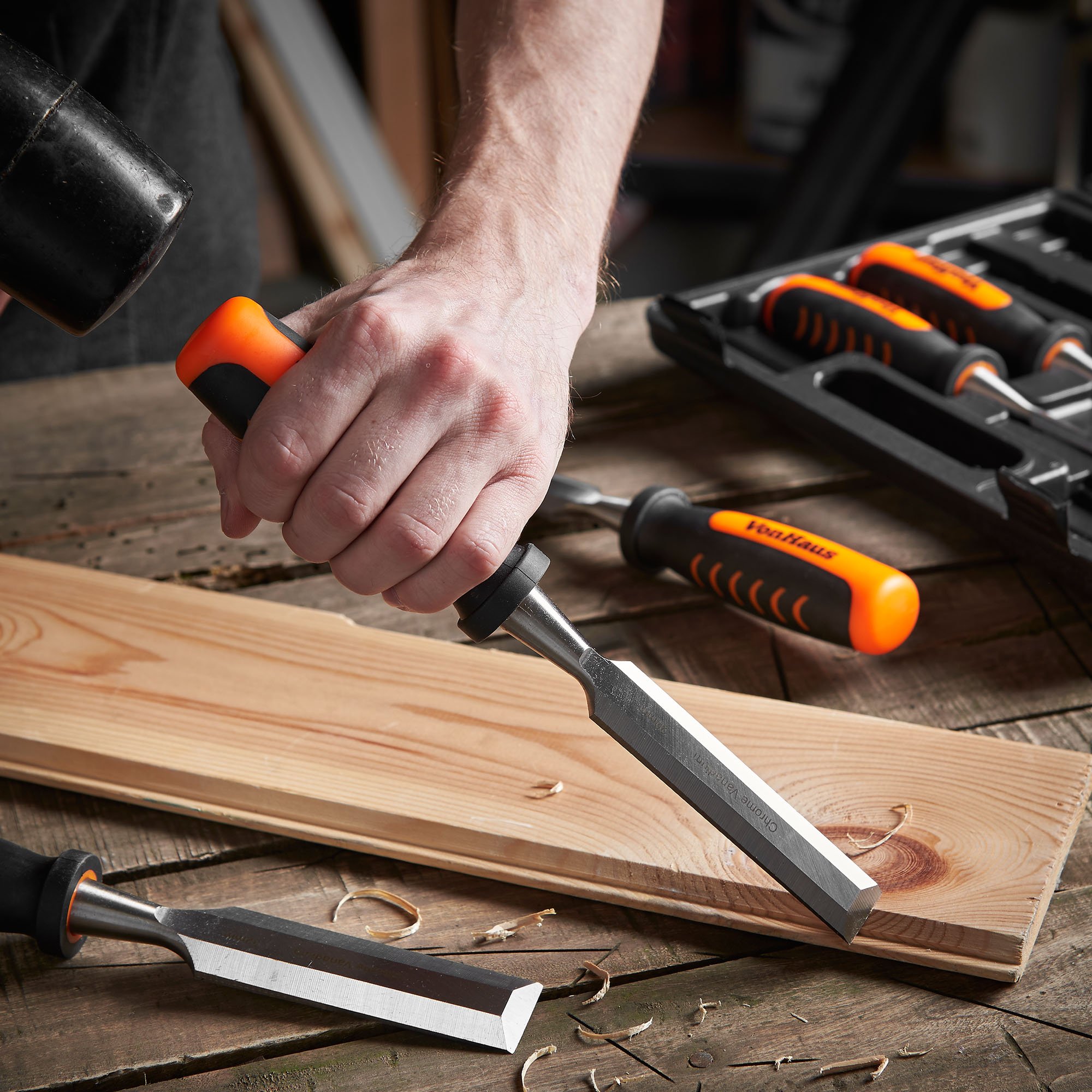 VonHaus 8 pc Craftsman Woodworking Wood Chisel Set for Carving with