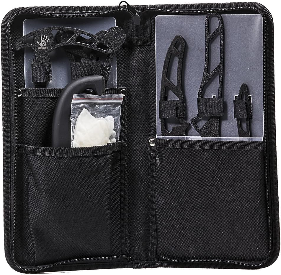 12 Survivors Skin N’ Bones Field Dressing Kit: Sports & Outdoors