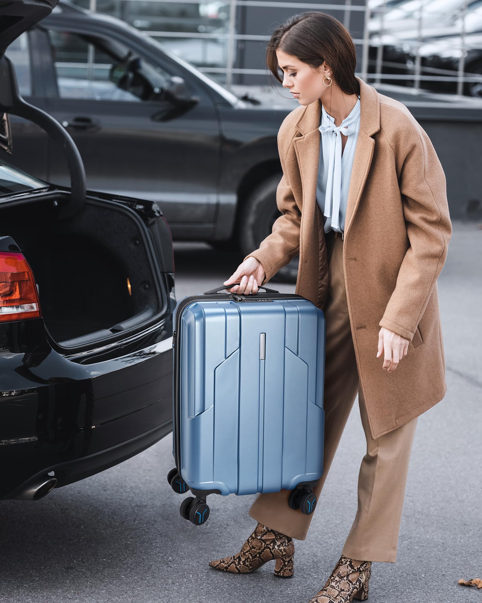 BAGSMART Carry On Luggage 22x14x9 Airline Approved, 1OO% PC Hardside Expandable Luggage with TSA Lock, 20 Inch Travel Suitcase with Spinner Wheels, Blue