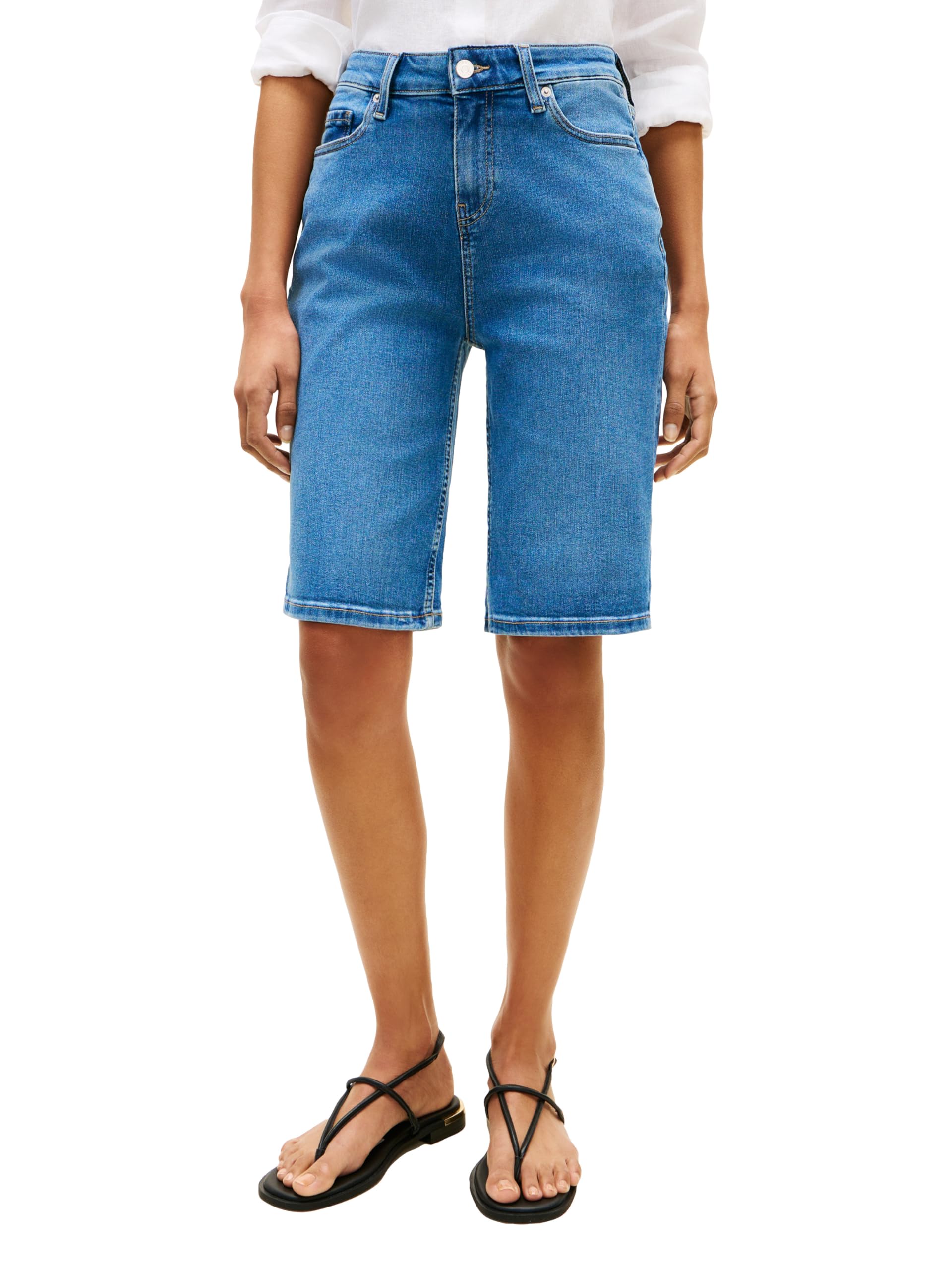 Tommy Hilfiger Women’s Denim 5 Pocket 9″ Shorts,MID Blue 16