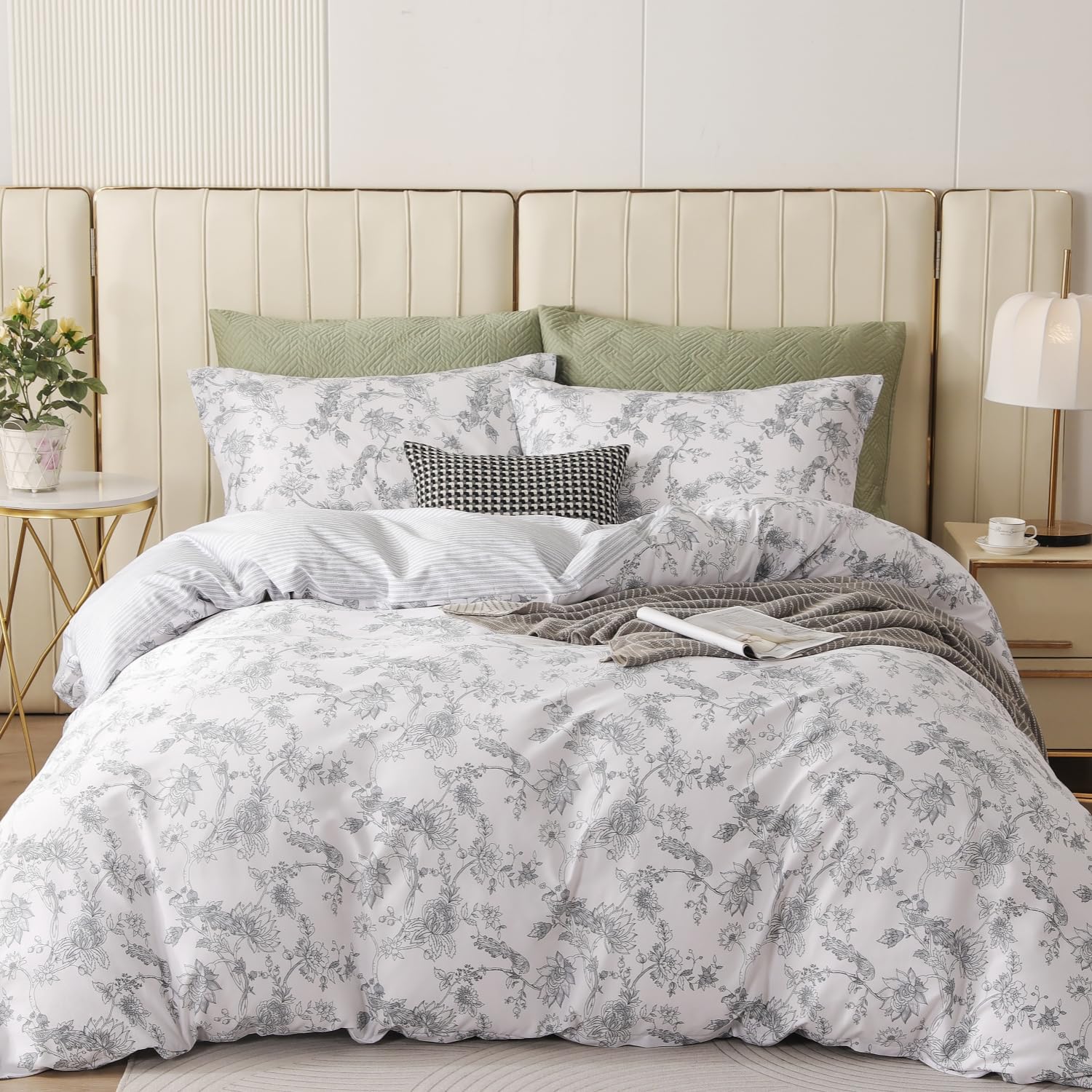 Photo 1 of OAITE Duvet Cover Set,100% Cotton Comforter Cover with Leaf Pattern Duvet Cover Set,Soft Bedding Set Includes with 3 Piece (2 Pillow Shams,1 Duvet Cover)