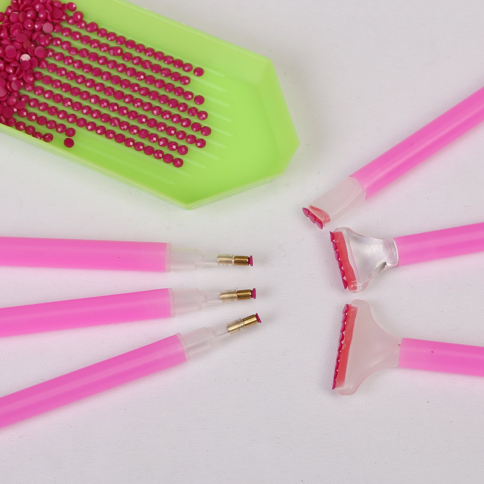 Diamond Painting Kit SEELOK 111 Pcs DIY Cross Stitch Tools Set Embroidery Sewing Accessories with Quick Point Pen,Glue,Plastic Tray,Tweezers,Bags and Storage Box for Adult or Kids