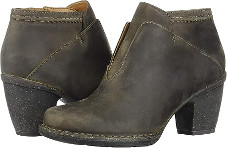 clarks carleta york bootie
