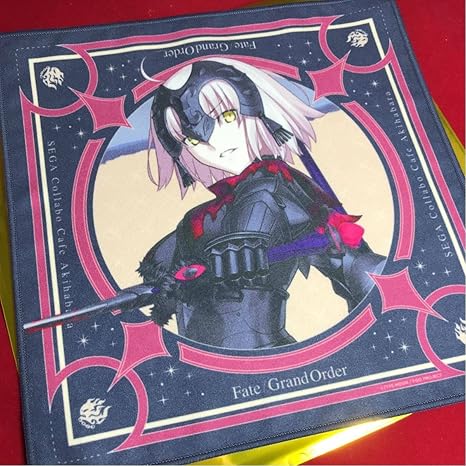 Amazon 秋葉原セガコラボカフェ Fategrand Order Fgo ブラインドマイクロファイバータオル アベンジャー ジャンヌ ダルク オルタ アニメ 萌えグッズ 通販
