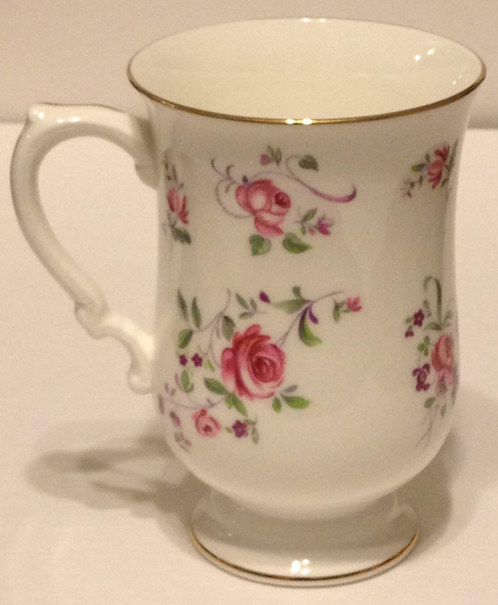 Royal Victoria Fine Bone China Mug with Pink Rose Floral Pattern