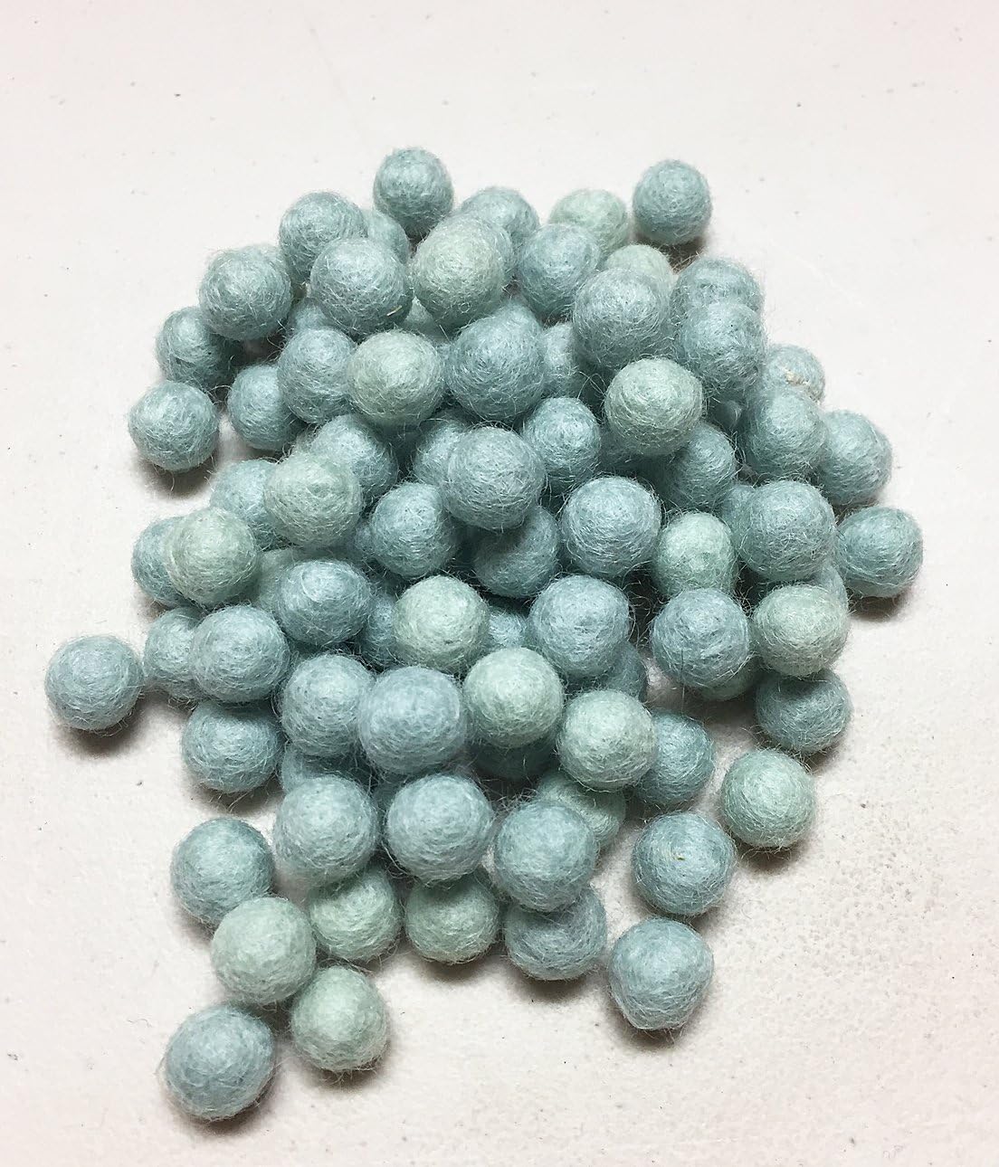 Yarn Place Felt Wool Felted 100 Balls 1 Color Pack Size: 15 mm (Mint W5)