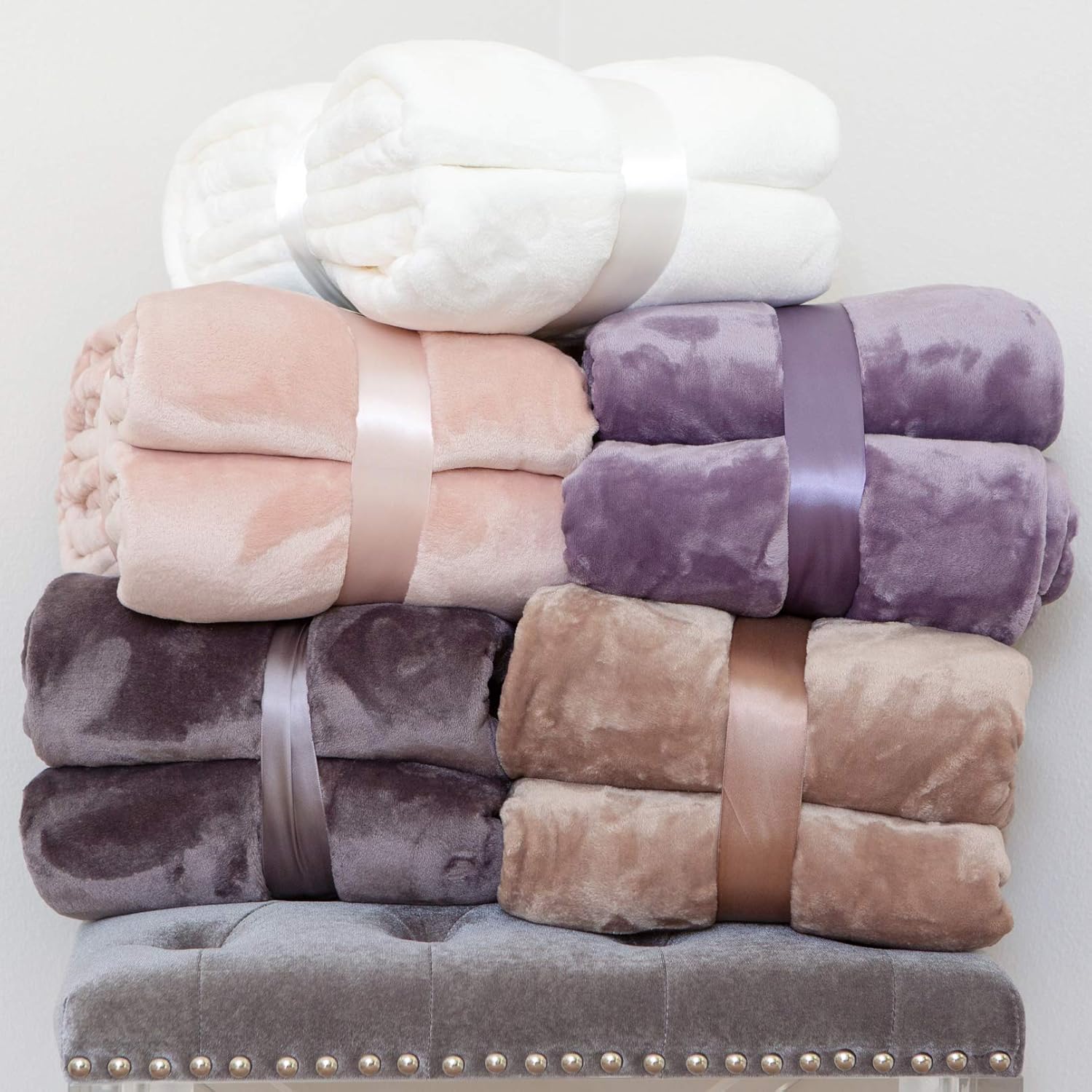 Kingole Flannel Fleece Microfiber Throw Blanket, Luxury Timid Pink Twin Size Lightweight Cozy Couch Bed Super Soft and Warm Plush Solid Color 350GSM (66 x 90 inches): Home & Kitchen