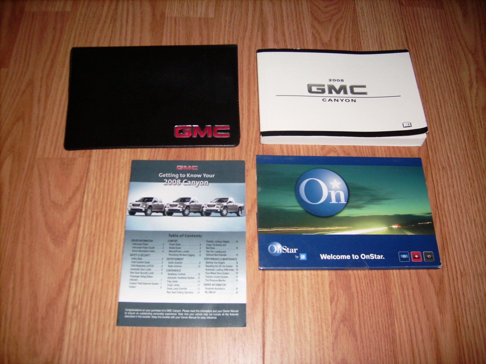 2008 GMC Canyon Owners Manual Paperback – 2008