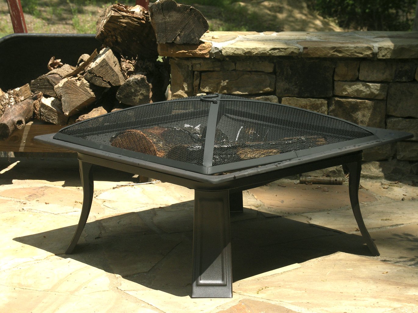 Catalina Creations Portable Folding Square Fire Pit with Spark Screen