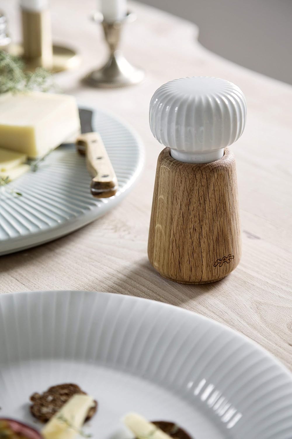 Hak Kähler Hammershøi Salt and Pepper Mill Made of Wood and Porcelain Head - Image 4