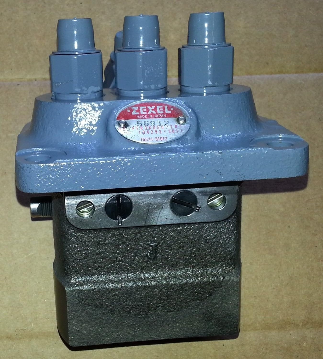 Used Rebuilt Kubota D950 Fuel Injection Pump 1553151010