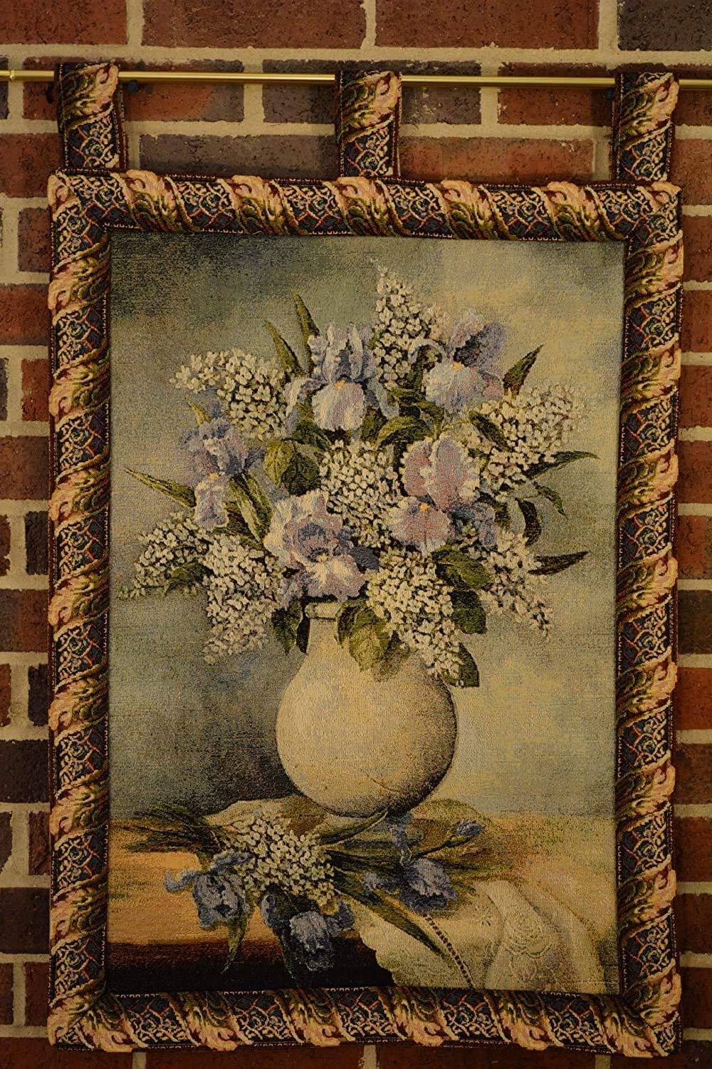 Amazon Com Tache Floral Wall Tapestry Hanging Captured Wild Flowers Woven Wall Art With Hanging Loops Traditional Styled Country Rustic Home Decor Decoration 27 X 20 Inch Home Kitchen