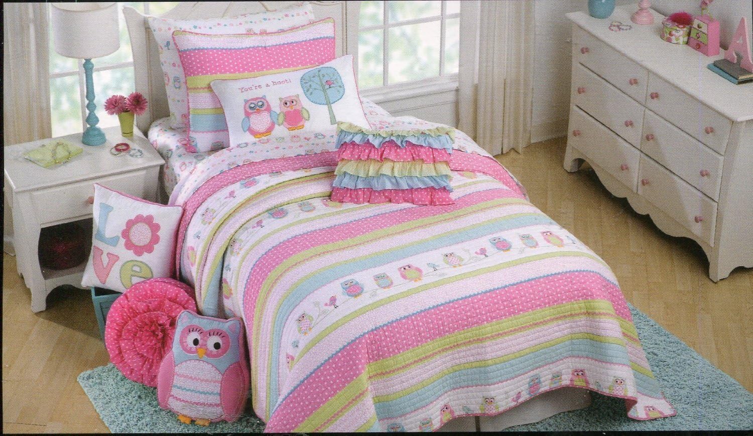 Cynthia Rowley Friendly Owls 3 Piece Twin Quilt, Sham & Throw Pillow Set