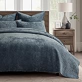 EVERGRACE Velvet Quilt Set King Size, Luxurious Soft Quilted Bedding Sets, Lightweight Velvet Comforter for All Season, Striped Channel Bedspread Coverlet with 2 Shams, Midnight Blue