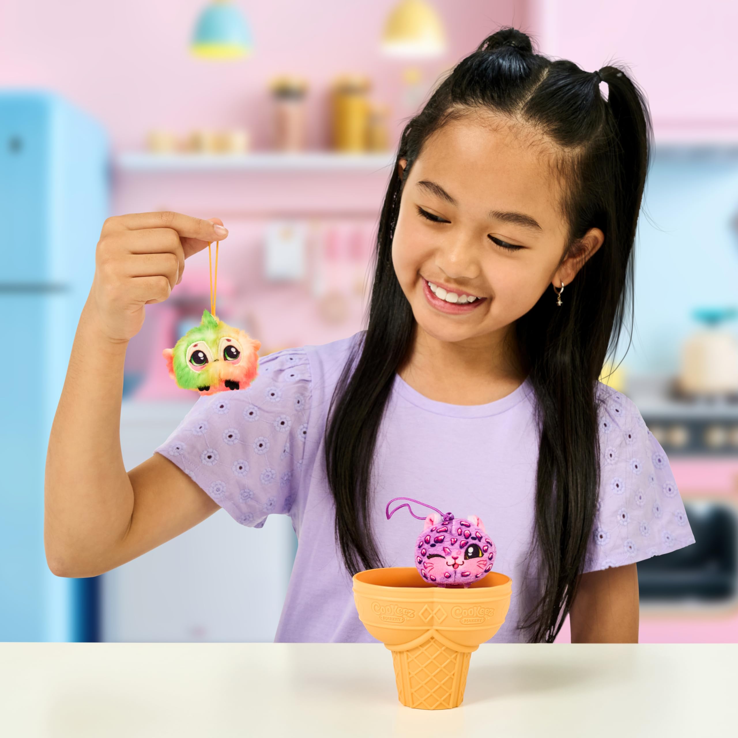 Cookeez Makery Yum Yumz Twin Pack, Full of Fun and Full of Yum! Add Ingredients & Discover 2 Super-Cute Scented Surprise Plush Pets Inside an Ice Cream Cone You Can Customize - Styles May Vary