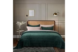 EVERGRACE Velvet Quilt King Size, Luxury Velvet Bedding Set, Ultra Soft Ruched Quilt Sets, Lightweight Comforter Vintage Textured Bedspread Coverlet with 2 Shams for All Season, Emerald Green