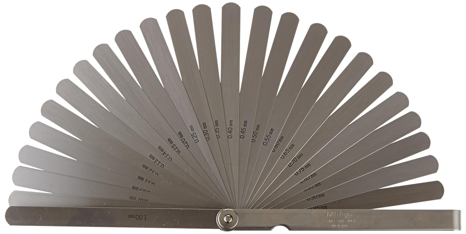 Mitutoyo 184303S, Thickness Gage/Feeler Gage, 0.05mm to 1mm, 28 Leaves