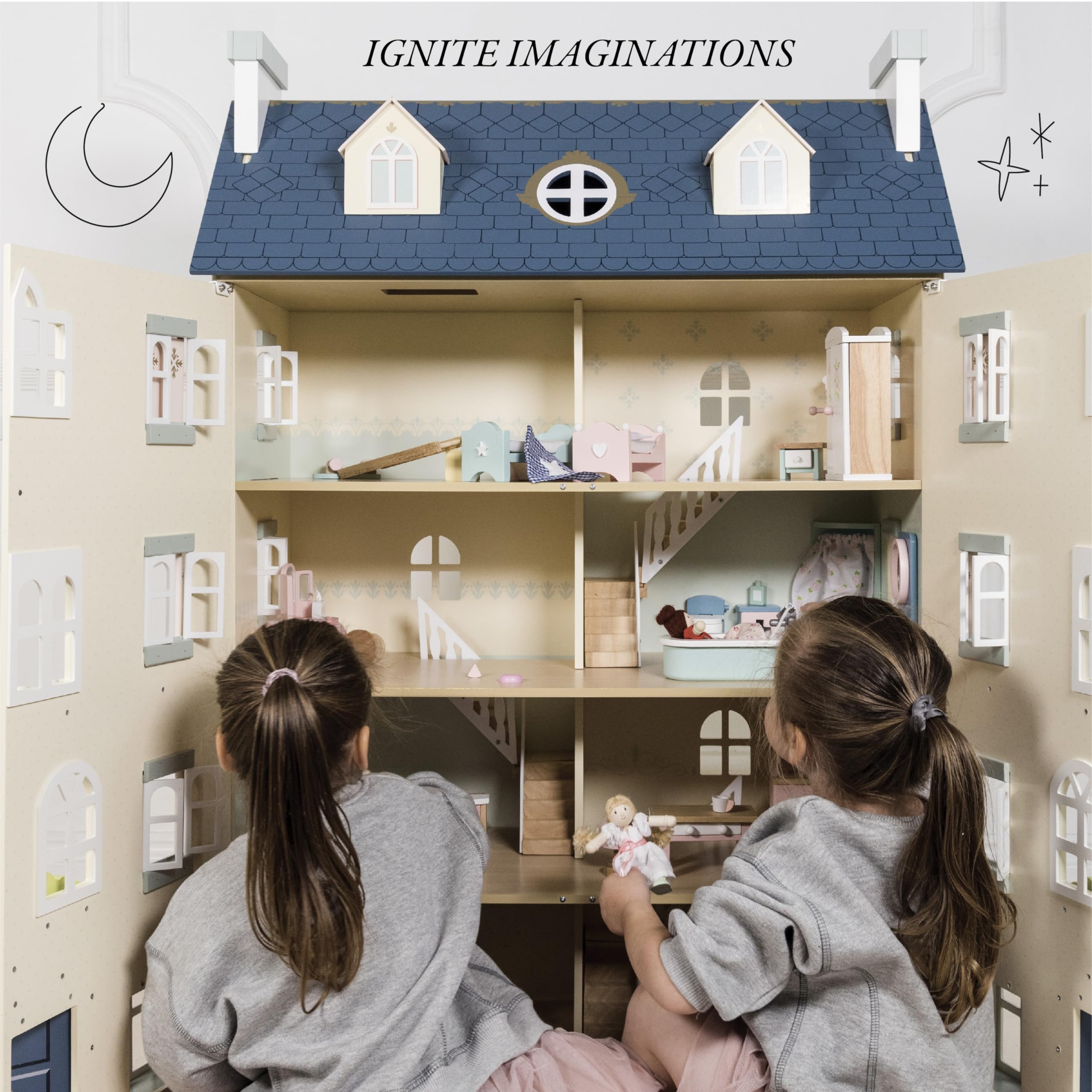 Le Toy Van - Palace House Large Wooden Doll House | Great As a Gift | 5 Storey Wooden Dolls House Play Set - Suitable for Ages 3+