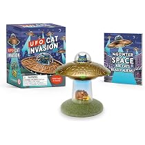 “KEEP YOUR EYES”エイリアン PR + UFO Cat Invasion: With light and sound!: Lemke, Donald