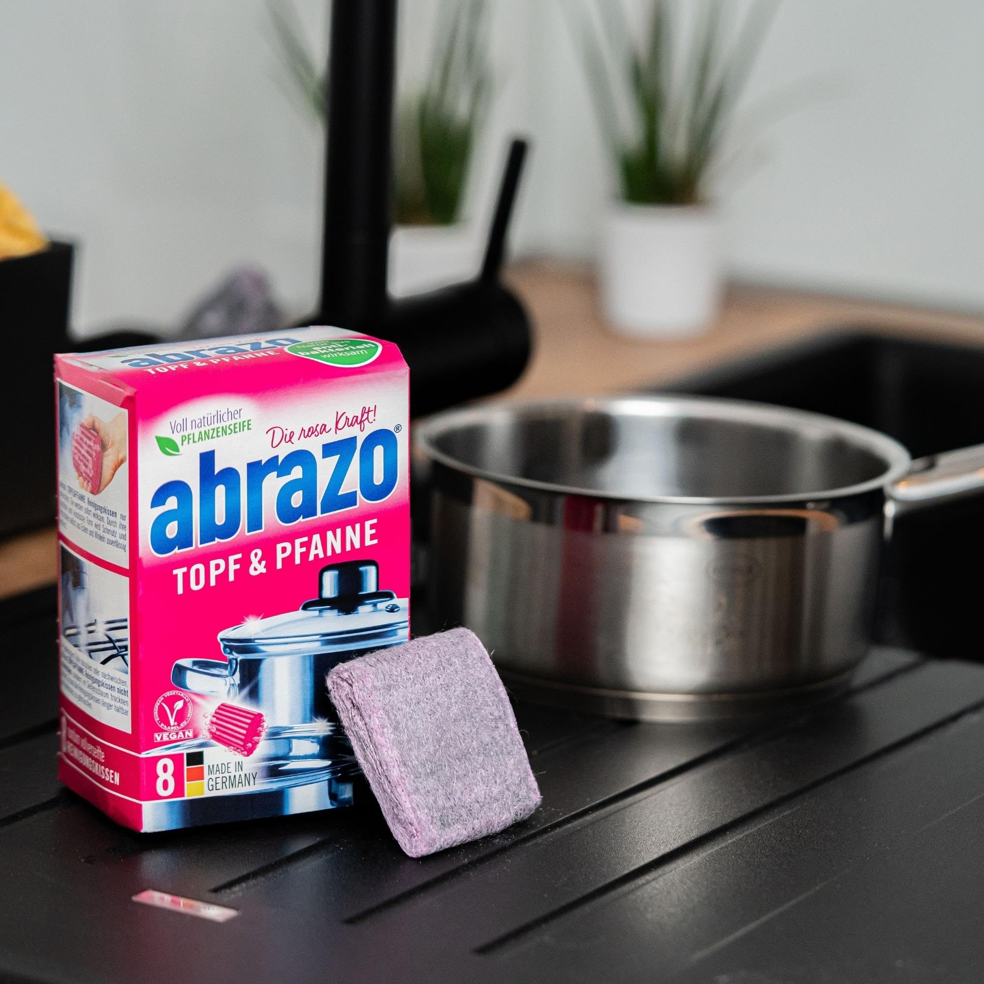 abrazo Topf & Pfanne | 8 Reinigungskissen für Töpfe, Grill & Backofen, Spülschwamm mit veganer Pflanzenseife, Küchenschwamm, Reinigungsschwamm 8
