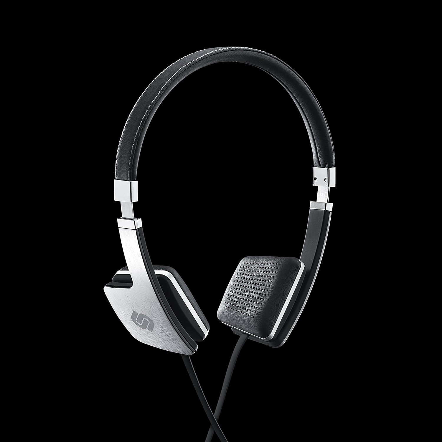 Urbanista Copenhagen Over-Ear Headphones - Gun Metal, Black and Silver - Image 5