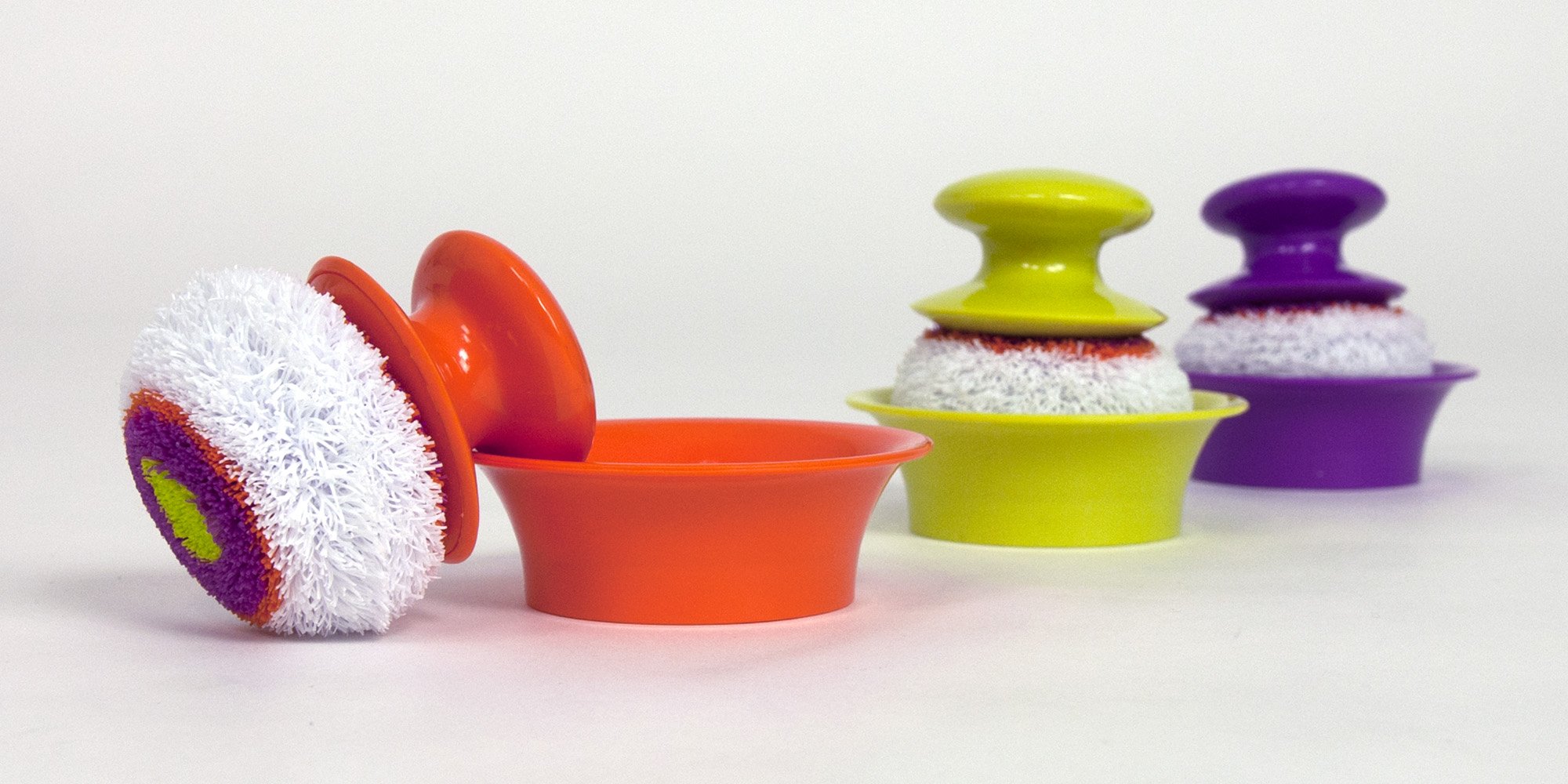 dish scrubber with holder