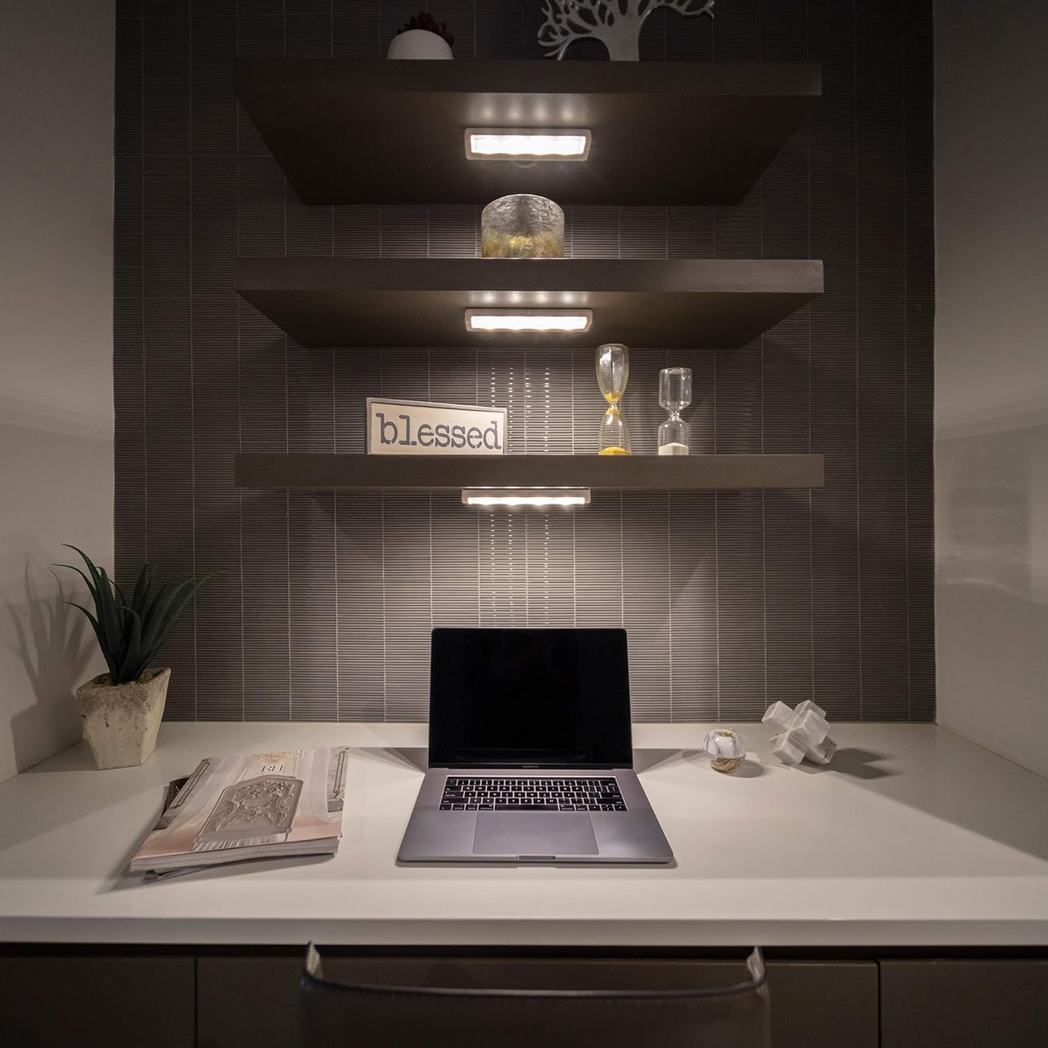 Brilliant Evolution Wireless Ultra Thin LED Light Bar 1 Pack | Battery Operated Lights | Kitchen Under Cabinet Lighting | Closet Light |Touch Light |Stick On Lights | Push Light | Wireless Light - - 