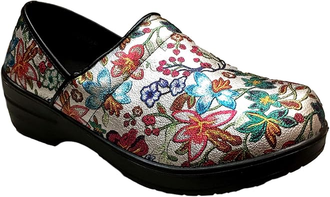 savvy slip resistant shoes