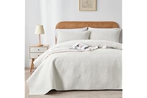 WURUIBO King/Cal King Quilt Set Cream, Microfiber Lightweight Bedspreads, Ultrasonic Embossed Solid Coverlet, Thin Bedding Set for All Season, Soft Breathable Bed Cover(1 Quilt, 2 Pillow Shams)