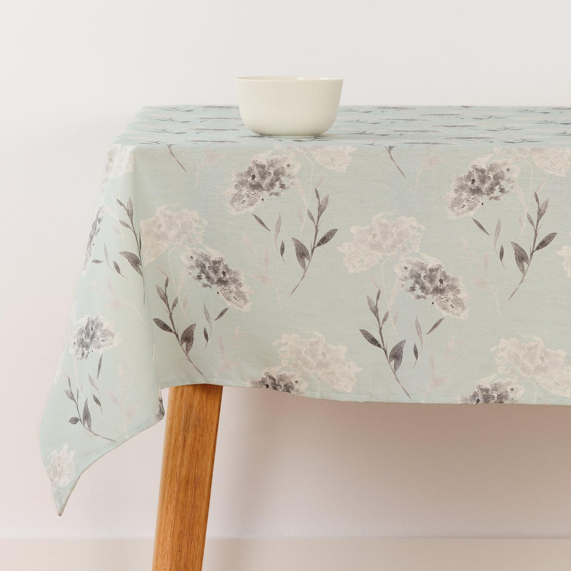 BELUM | Stain Resistant Tablecloth Size 200 x 140 cm - Extra Soft Touch Tablecloth Colour Multicolor - Tablecloth 100% Made in Spain Fabric 100% Organic Cotton - Tablecloth Model 0120-395