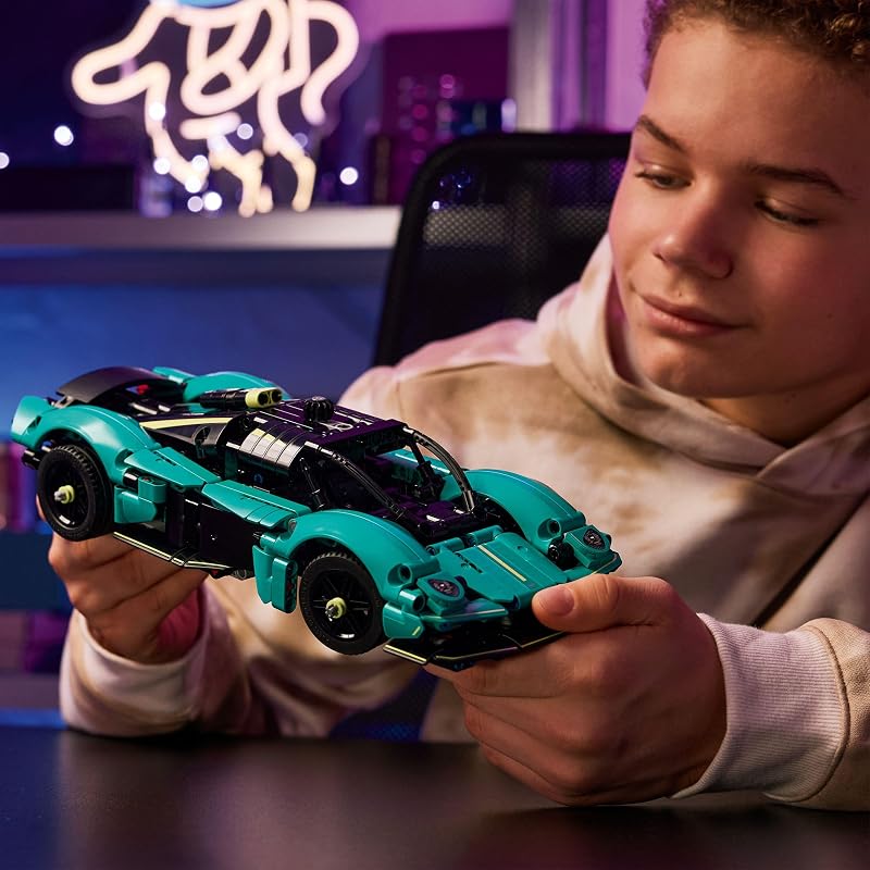 Technic Aston Martin Valkyrie 42208