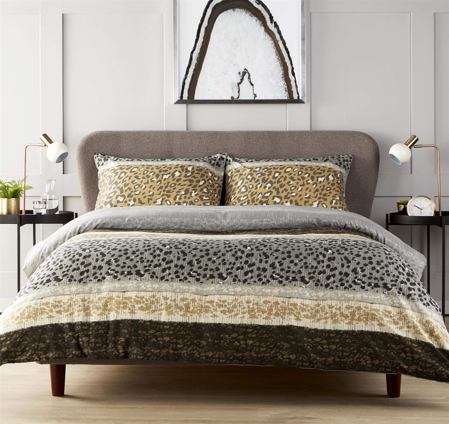 Olivia Rocco Zara Duvet Cover Set Easy Care Animal Print Cotton Rich Single Double King Quilt Covers Breathable Stylish Comforter Quilted Bedding Bed Linen Sets With Pillowcases, Single